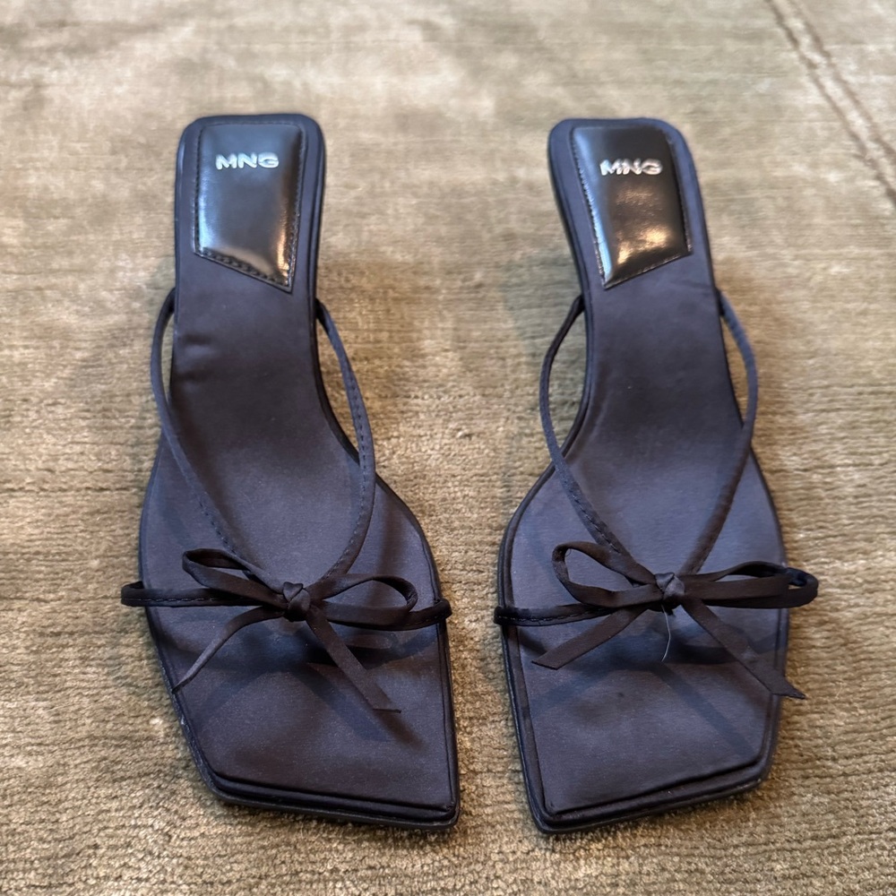 Mango Kitten Heels Size 39 (8.5)